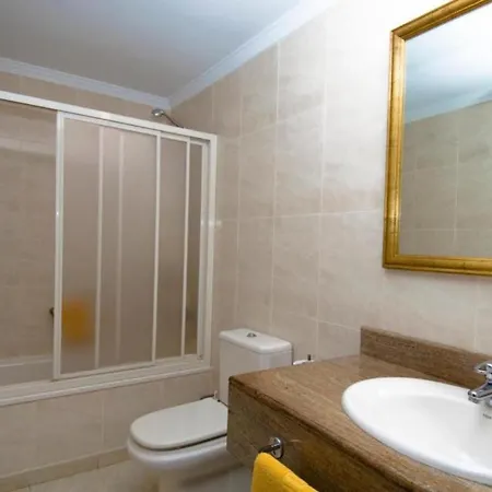 One Bedroom With Wifi And Pool, Close To The Beach Puerto Del Carmen *